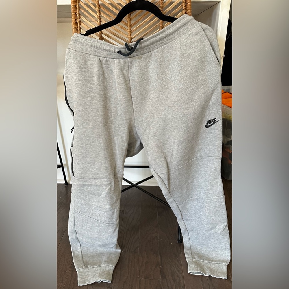 Nike grey tech fleece joggers. Great condition, hardly worn.